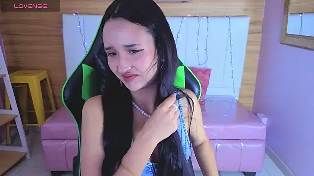 bella vibess s online show from February 25, 12:38 pm