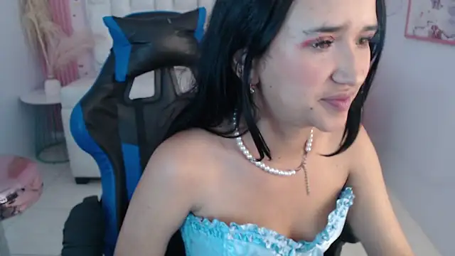 bella vibess s online show from November 27, 8:09 pm