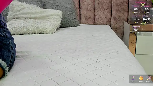 Ambeer fox  online show from March 4, 1:19 pm