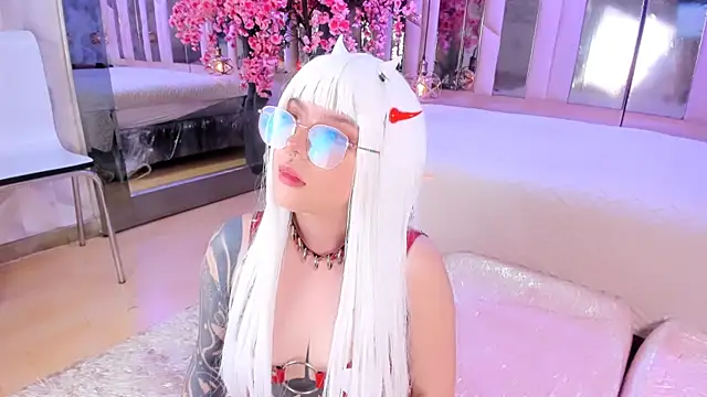 BizzyNoar online show from September 23, 11:34 pm