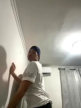 Snapshot of youngboylani777 chatting on November 13, 6:28 am youngboylani777 online show from November 13, 6:28 am