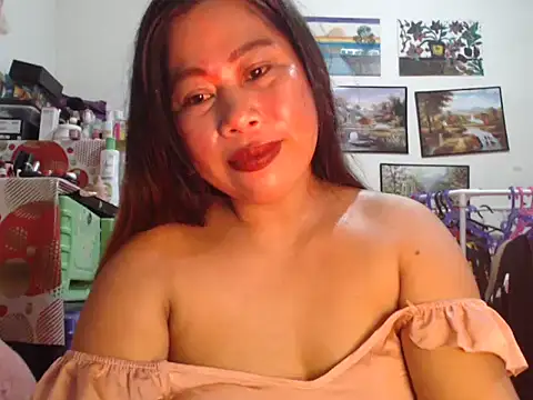 Snapshot of filipina_beauty chatting on December 15, 6:14 pm filipina beauty online show from December 15, 6:14 pm