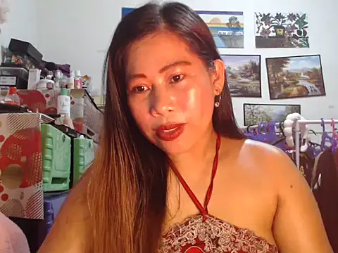 Snapshot of filipina_beauty chatting on December 14, 1:23 am filipina beauty online show from December 14, 1:23 am