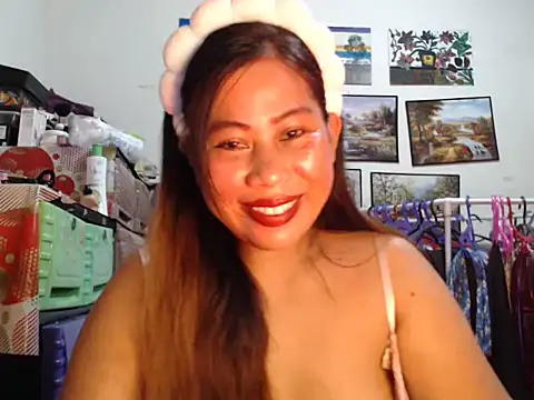 filipina beauty online show from November 30, 6:09 pm