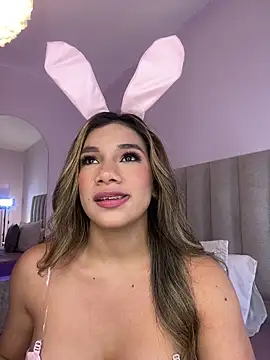 NicoleArmani online show from October 31, 6:26 pm