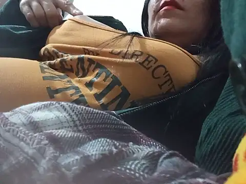 succubaby666 online show from July 22, 5:53 am