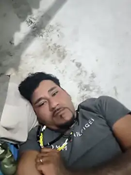 Snapshot of Ferxxxo1503 chatting on February 3, 7:02 am Ferxxxo1503 online show from February 3, 7:02 am