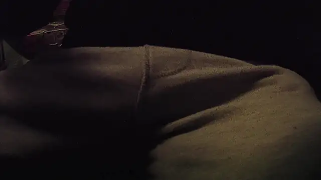 Snapshot of Digitalmodels chatting on October 19, 7:38 pm Digitalmodels online show from October 19, 7:38 pm