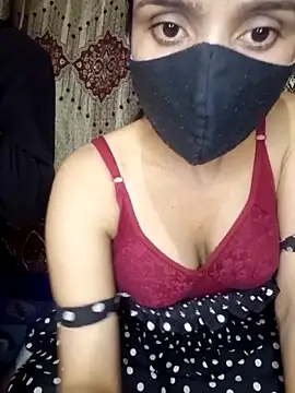 wow couple online show from October 26, 1:33 pm