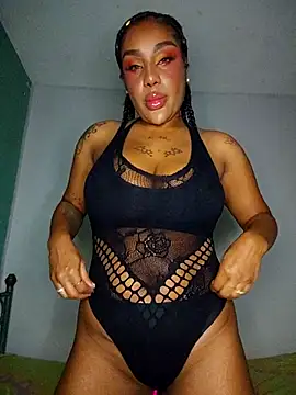 Queen Amara online show from April 16, 3:51 am