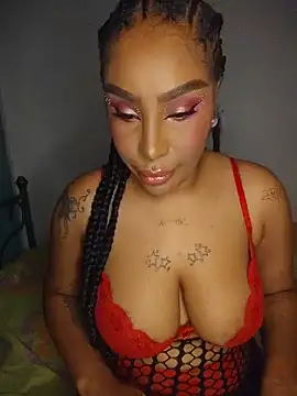 Queen Amara online show from May 31, 4:18 am