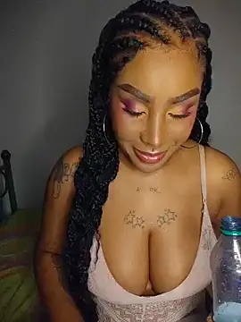 Queen Amara online show from July 5, 4:19 am