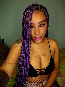 Queen Amara online show from November 28, 3:17 am