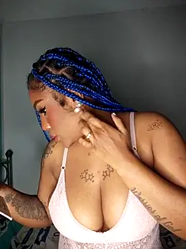 Queen Amara online show from March 22, 3:54 am