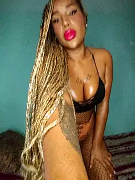 Queen Amara online show from November 2, 2:38 am