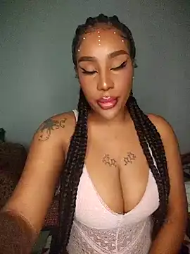 Queen Amara online show from November 17, 2:59 am