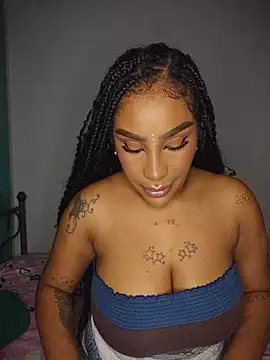 Queen Amara online show from May 16, 4:11 am
