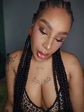 Queen Amara online show from June 1, 4:02 am