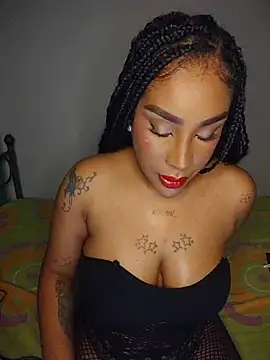Queen Amara online show from May 13, 4:08 am