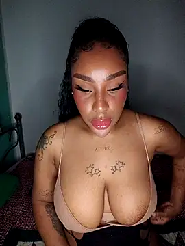 Queen Amara online show from March 10, 3:54 am