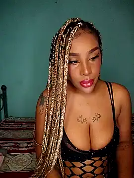 Queen Amara online show from October 14, 2:23 am