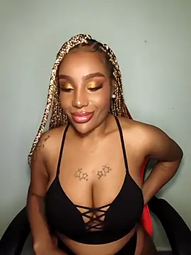 Queen Amara online show from October 1, 2:38 am