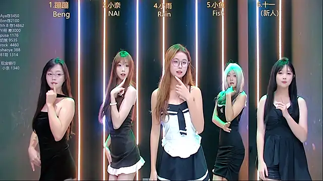 queen-001 online show from October 12, 11:50 pm