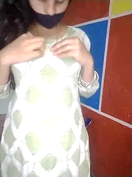 Snapshot of Komal-Rajput chatting on November 7, 8:41 am Komal-Rajput online show from November 7, 8:41 am