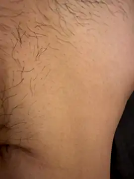 hieutran777 online show from December 2, 2:30 pm