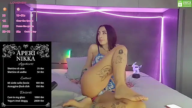 nikkaanderic online show from September 23, 4:36 pm