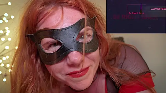 GingerAleMILF online show from April 13, 8:51 am