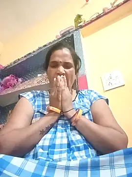 Snapshot of Hot-kal93 chatting on October 22, 8:03 am Hot-kal93 online show from October 22, 8:03 am