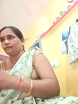 Snapshot of Hot-kal93 chatting on September 16, 3:51 am Hot-kal93 online show from September 16, 3:51 am