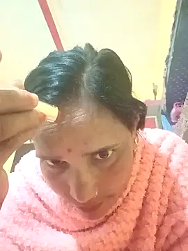 Snapshot of Hot-kal93 chatting on November 19, 7:52 am Hot-kal93 online show from November 19, 7:52 am