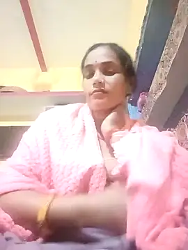 Snapshot of Hot-kal93 chatting on October 31, 8:55 am Hot-kal93 online show from October 31, 8:55 am