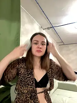 Snapshot of Risky-Flower chatting on January 7, 6:13 pm Risky-Flower online show from January 7, 6:13 pm