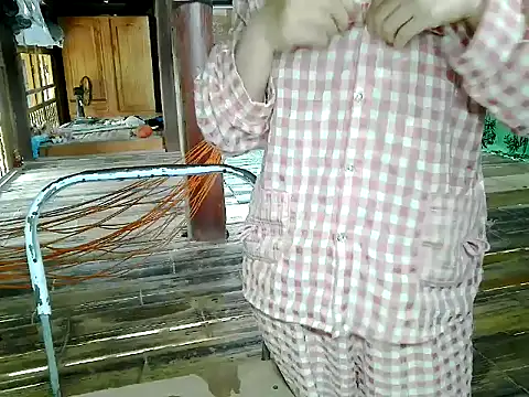 SuhyoCii online show from March 16, 7:45 am