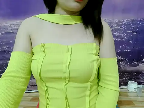 SuhyoCii online show from February 5, 8:10 am