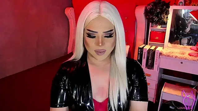 Snapshot of gordeushotcummer chatting on November 6, 1:42 am gordeushotcummer online show from November 6, 1:42 am