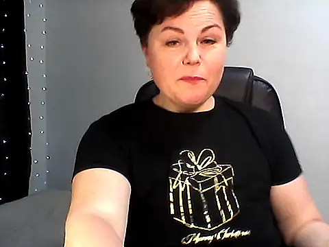 EllaLove2277 online show from January 5, 6:33 pm