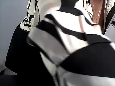 EllaLove2277 online show from December 5, 6:56 am