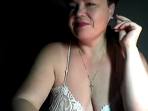 EllaLove2277 online show from October 18, 4:47 am