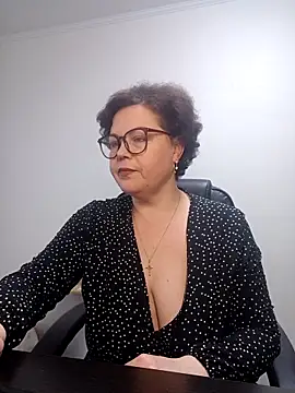 EllaLove2277 online show from April 7, 5:20 am