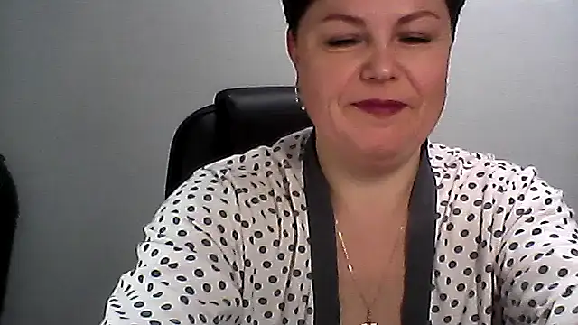 EllaLove2277 online show from November 28, 1:44 pm