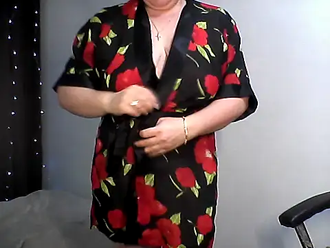 EllaLove2277 online show from December 15, 6:30 am