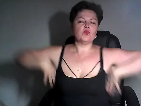 EllaLove2277 online show from October 16, 6:27 pm