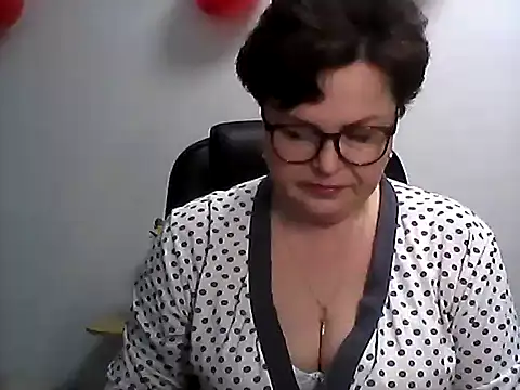 EllaLove2277 online show from February 18, 6:33 am