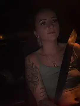 Lyra XX online show from March 3, 9:11 pm