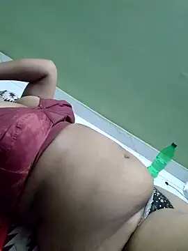 bitch-horny online show from October 19, 5:16 pm