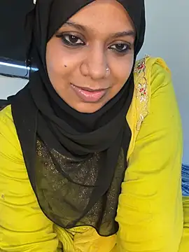 Snapshot of SpicykhalifaX chatting on June 4, 6:18 am SpicykhalifaX online show from June 4, 6:18 am